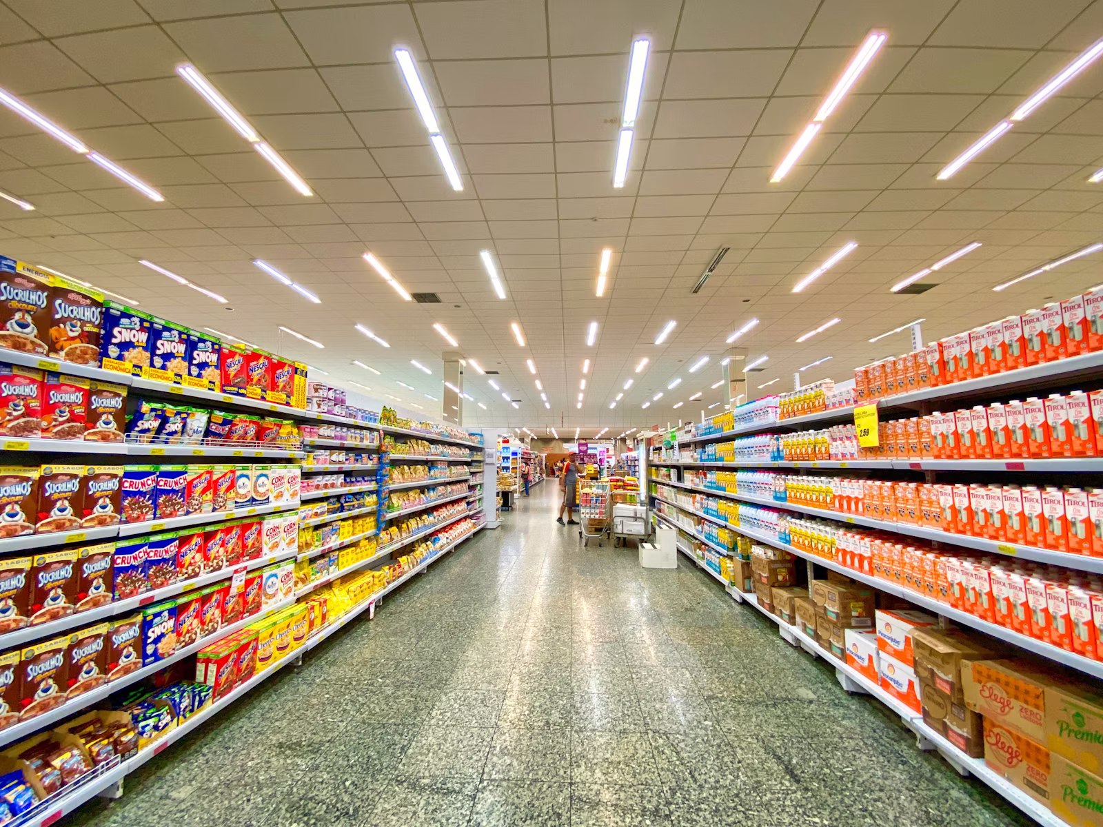 W M Supermercados LTDA — abastecimento do dia a dia